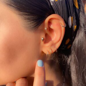 Khuyên tai - Bông tai thẳng đính đá khảm hoa mới của Châu Âu và Mỹ mã KT-3512 1